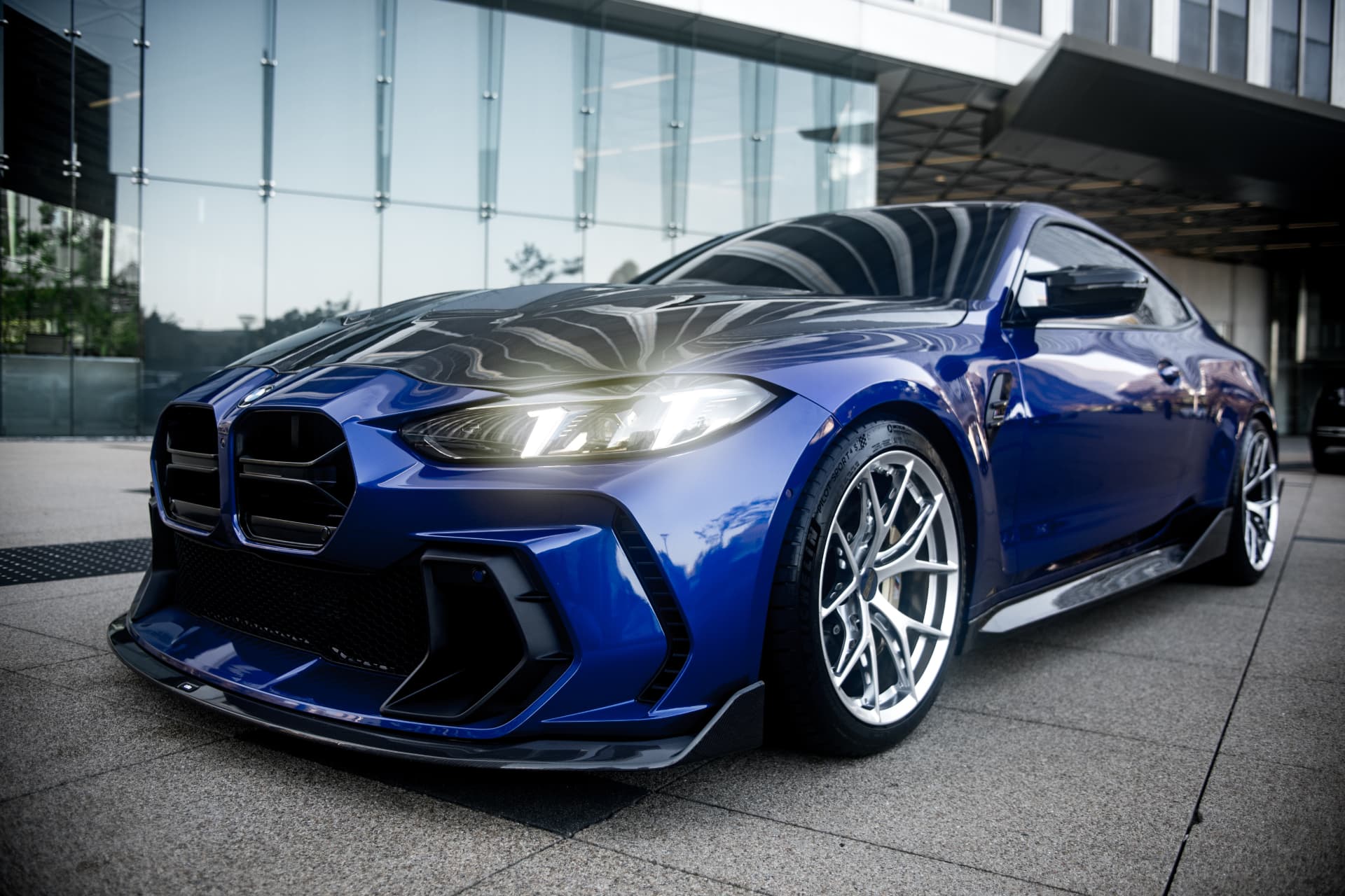 BMW M4 Competition xDrive 2027 photo 2