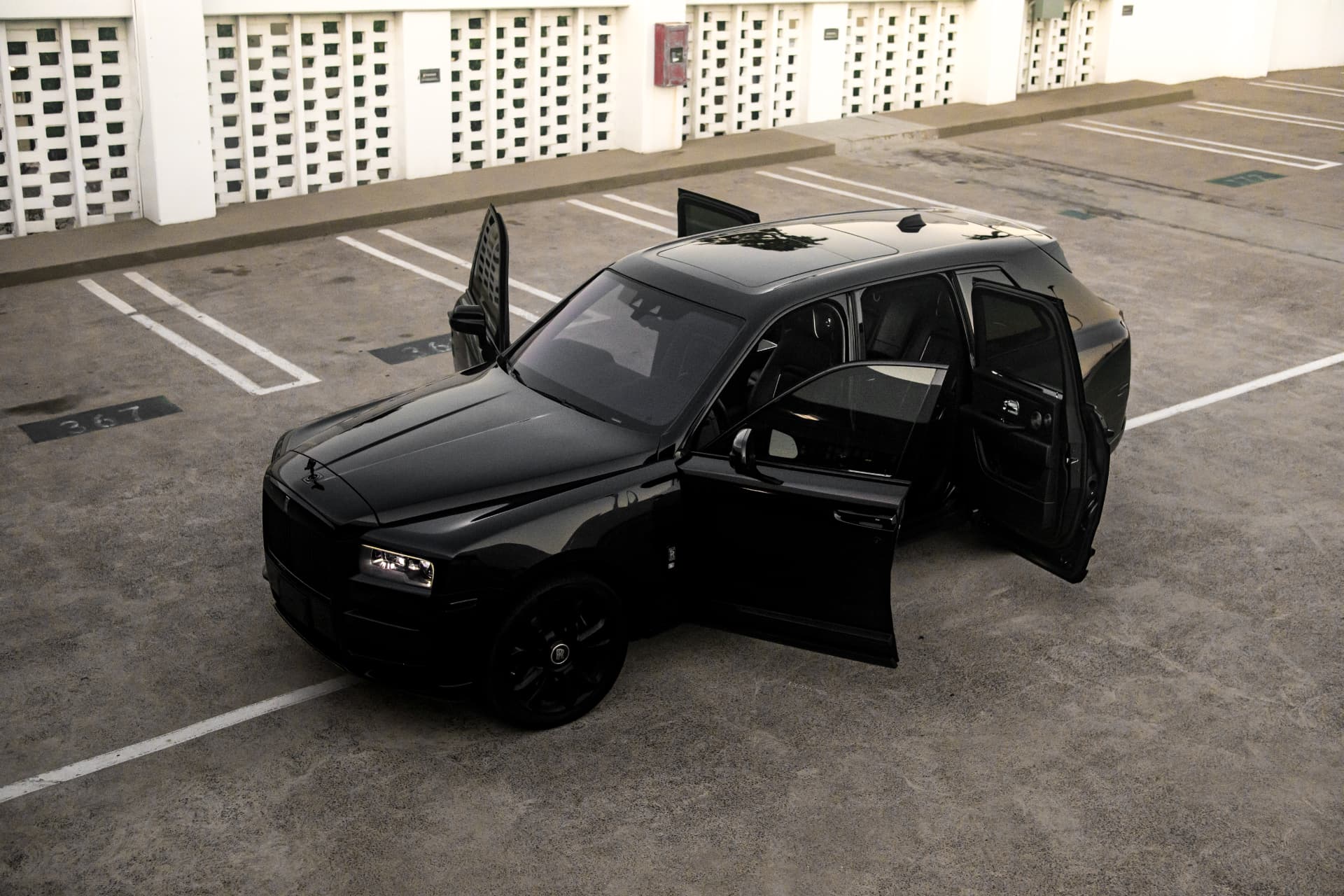 Rolls-Royce Cullinan 2020 photo 2